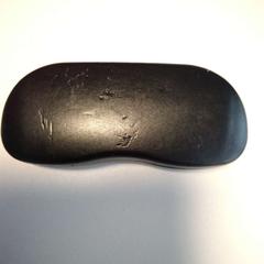 Glasögonfodral med glasögon a lunettes, rapporterat av Twisto med iLost