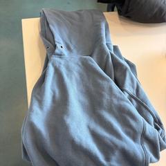 Sweater Blauw, as reported by TU/e - Receptie Helix using iLost