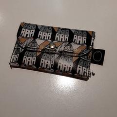 Porte-cartes cardholder, a été signalé par Campus Den Haag utilisant iLost