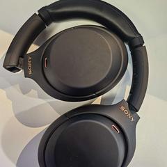 Kopfhörer Zwart, gemeldet von AFAS Live über iLost