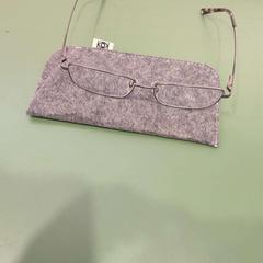 Gafas & Estuche de anteojos, ha sido reportado por Winkelcentrum Vier Meren en Polderplein con iLost