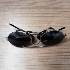 Gafas de sol Zilver, segundo informou Transdev Hoeksche Waard Goeree Overflakkee usando iLost