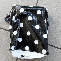 Bolsa - Plastic Tasje, ha sido reportado por Centraal magazijn con iLost