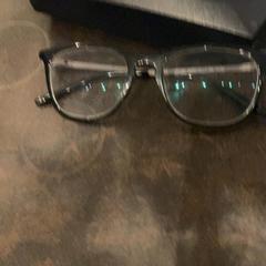 İLost kullanarak Van der Valk Hotel Heerlen tarafından bildirildiği gibi Gözlük kabı glassed