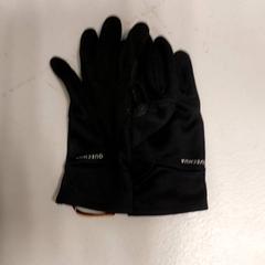 Kläder Handschoenen, rapporterat av Regio West-Vlaanderen med iLost