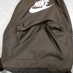 Mochila - Zwart, ha sido reportado por Centraal magazijn con iLost