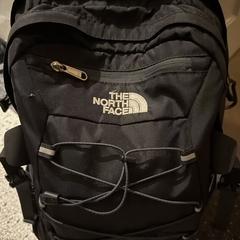Een zwarte rugtas (Northface), as reported to iLost