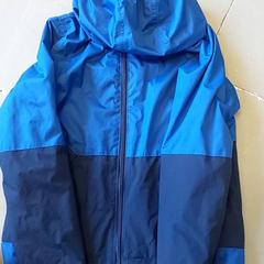 Oblečení - Kinderjas, jak nahlášeno Regio Oost-Vlaanderen pomocí iLost