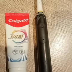 Brosse à dents électrique, a été signalé par Van der Valk Hotel Apeldoorn - De Cantharel utilisant iLost
