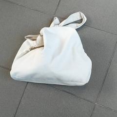 Borsa - draagtas, come riportato da Regio Antwerpen - Brussel utilizzando iLost