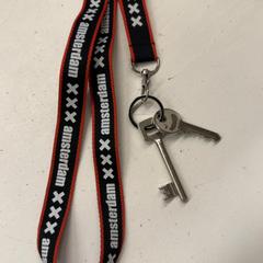 鍵 がiLostで GVB によって報告されました