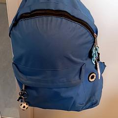 Hátizsák, amint azt Syntus Provincie Utrecht az iLost segítségével jelentette.