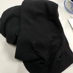 衣類 - Trui がiLostで Centraal magazijn によって報告されました