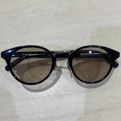 サングラス がiLostで IKEA渋谷 によって報告されました