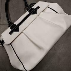 Tas - Handtas Wit, zoals gemeld door Regio Oost-Vlaanderen met iLost