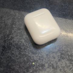 Oordoppen, zoals gemeld door Rotterdam The Hague Airport met iLost