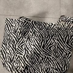 Tas - draagtas, zoals gemeld door Regio Antwerpen - Brussel met iLost