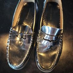 Shoes Black loafers, as reported by Hotel V Frederiksplein using iLost