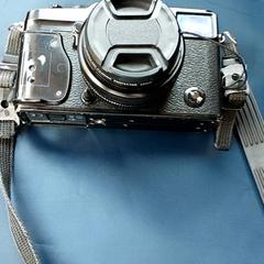 Fototoestel zwart, segons ha informat Centraal magazijn mitjançant iLost