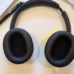 İLost kullanarak Inntel Hotels Utrecht Centre tarafından bildirildiği gibi Kulaklıklar