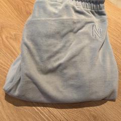 Spodnie Blue, zgłoszono przez Van der Valk Hotel Eindhoven - Best przy użyciu iLost