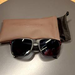 Glasses case with glasses, as reported by IKEA Nice Saint Isidore using iLost