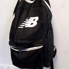 Mochila, segundo informou Hermes Eindhoven usando iLost