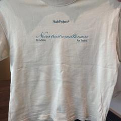 T shirt Nude Projects, ako bolo nahlásené Van der Valk Hotel Veenendaal pomocou iLost