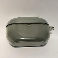 Øretelefondeksel, som rapportert av IKEA横浜 ved bruk av iLost