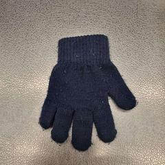 Glove, as reported by IKEA Haparanda using iLost
