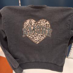 Camisola com capuz enfant, como reportado por IKEA Grenoble utilizando o iLost