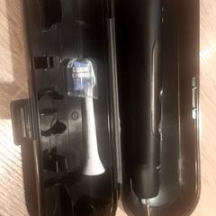 Elektrische zahnbürste & Ikea-tasche, gemeldet von Van der Valk Hotel Apeldoorn - De Cantharel über iLost