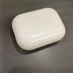 Caixa para airpods, como reportado por Qbuzz GD Groningen HS utilizando o iLost
