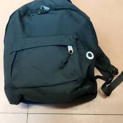 バックパック がiLostで Regio Antwerpen - Brussel によって報告されました