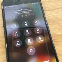 Iphone Zwart, a été signalé par Gemeente Alkmaar utilisant iLost