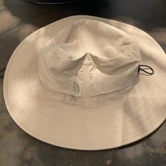 Cappello, come riportato da Van der Valk Hotel Heerlen utilizzando iLost