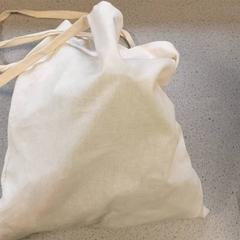 Táska, amint azt Regio Limburg - Leuven az iLost segítségével jelentette.