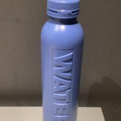 Bouteille Plastic, a été signalé par MEININGER Hotel Budapest Great Market Hall utilisant iLost