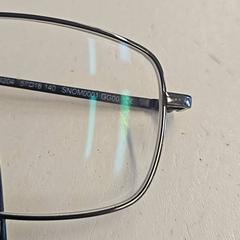 Ulleres, segons ha informat HTM mitjançant iLost