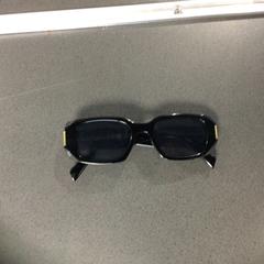 Gafas de sol, ha sido reportado por Gemeente Nijmegen con iLost