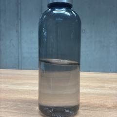 Vattenflaska clear, rapporterat av Vrije Universiteit Brussel (VUB) med iLost