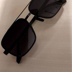 Glasses - Zonnebril Zwart, as reported by Regio Oost-Vlaanderen using iLost