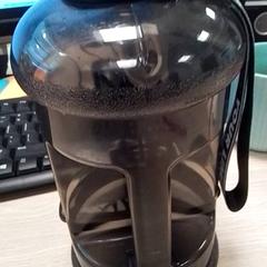 Ampolla per beure, segons ha informat Qbuzz Fryslân mitjançant iLost