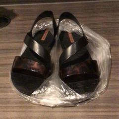 Sandal Ipanema, rapporterat av Van der Valk Hotel Zwolle med iLost