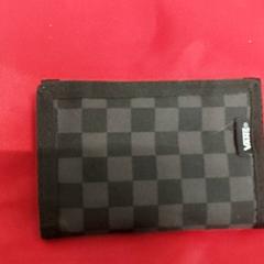 Pénztárca - Buekens, amint azt Centraal magazijn az iLost segítségével jelentette.