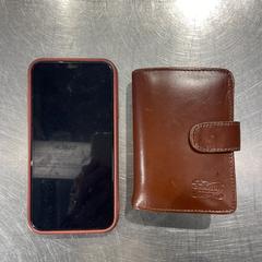 Wallet and phone, as reported to iLost
