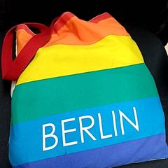 Táska, amint azt Qbuzz GD Groningen HS az iLost segítségével jelentette.