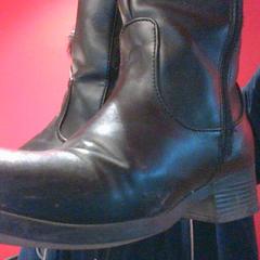 Obuwie black, leather, zgłoszono przez MEININGER Hotel Roma Termini przy użyciu iLost
