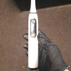 Zahnbürste, gemeldet von Van der Valk Hotel Tiel über iLost