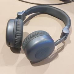 Slúchadlá, ako bolo nahlásené TU/e - Receptie Neuron pomocou iLost